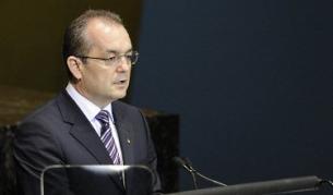 (Все още) румънският министър-председател Емил Бок