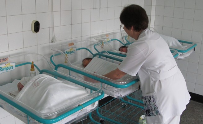 Проверяват болницата в Търговище заради смърт на родилка