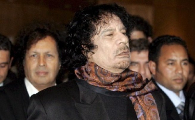 Кадафи можел да посегне към химически и биологични оръжия 