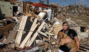 Над 100 бури торнадо убиха повече от 200 души и причиниха огромни разрушения в щата Алабама, САЩ