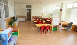 102 хил. души не работят, защото няма кой да им гледа децата