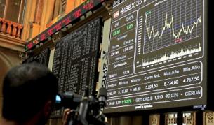 Еврото и петролът поевтиняват