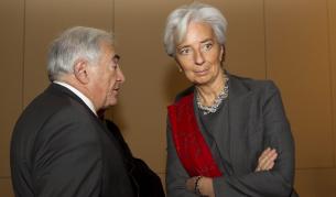 Лагард с предшественика си Строс-Кан