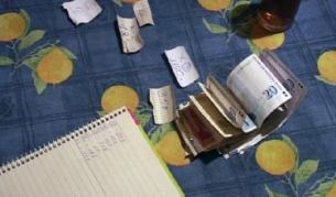 Семерджиев: Поскъпване на тока няма да има до 1 юли 2012 г.