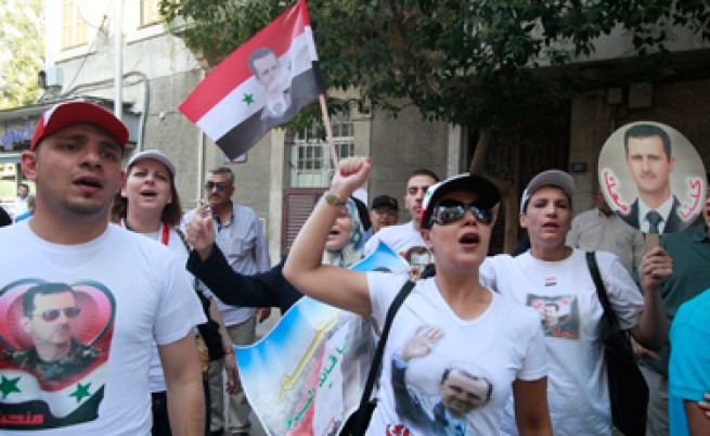 Сирийски демонстранти нападнаха посолствата на САЩ и Франция