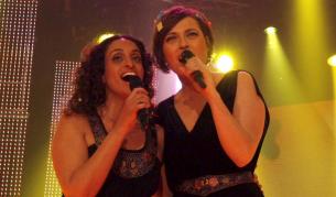 Ахиноам Нини (Ноа) и Мира Ауад (д)