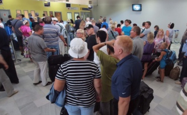 Проверката на скандала с туристите - не заради Борисов