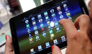 Четирима от пет: Интернет е като въздуха и водата