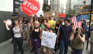 700 задържани при протест срещу Уолстрийт