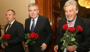 На 16 септември в София лидерът на БСП Сергей Станишев и кандидат-президентската двойка на левицата се срещнаха с представители на клубовете "Ивайло Калфин – президент на България"