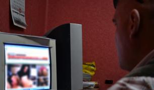 Увеличават се случаите на въвличане на деца в сексуални действия през интернет<br />