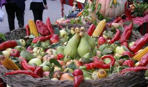 Плодовете поевтиняват по тържищата