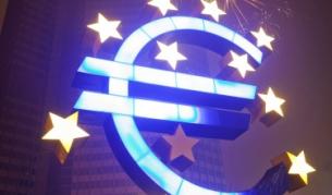 Еврото с нов спад след слабото представяне в първата седмица на 2012 г.