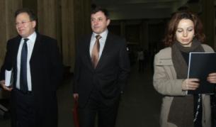 Алексей Петров пристига в съдебната палата за заседанието на съда