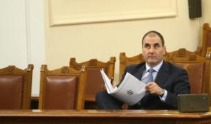 Вътрешният министър Цветан Цветанов в парламента