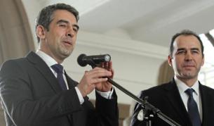 Президентът Росен Плевнелиев и управителят на БНБ Иван Искров