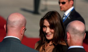 Все по-модерно: Плешиви мъже си татуират "набола" коса