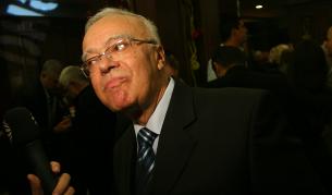 Проф. Вучков глобен за "гейовщина по гаден начин"