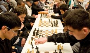 Шахът отново напира към началното училище