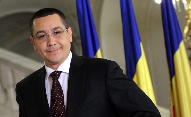 Двама от новите румънски министри висят на косъм