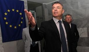 Игнатов: Нямаме печатница за фалшиви дипломи