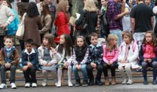 Първи учебен ден за 730 000 ученици