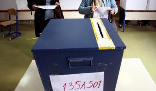 Порнофен и Крадеца искат да са кметове