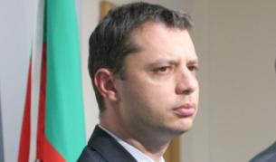 Делян Добрев