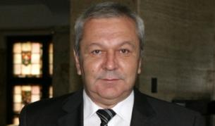 Митхат Табаков