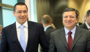 Румънският премиер Виктор Понта с председателя на ЕК Жозе Барозу