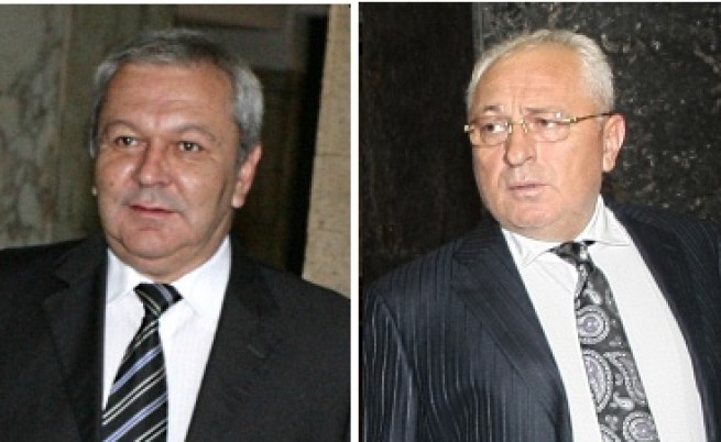 Сефер и Табаков се отказват от депутатския си имунитет