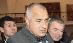 Премиерът Бойко Борисов посети Националния археологически музей в столицата, където разгледа намереното в Омуртаговата могила край Свещари съкровище