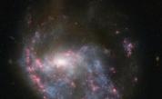  Нещо свързва галактики и черни дупки, учените не знаят какво 