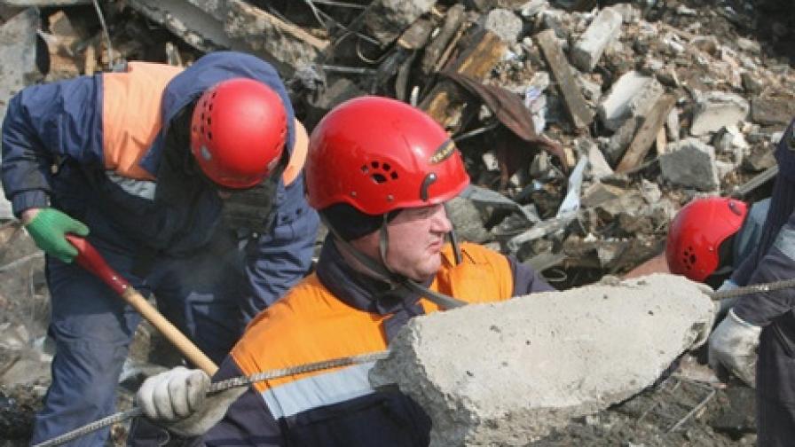 Петима загинали при рухнал строеж в Таганрог