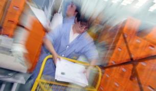 Затвор за кражба на уиски и луканка в Кърджали