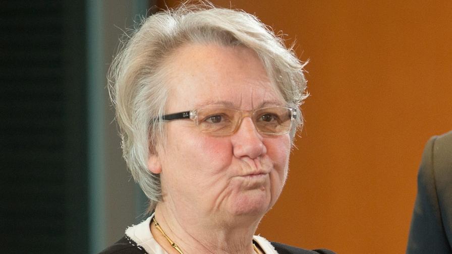 Германският образователен министър вече не е доктор