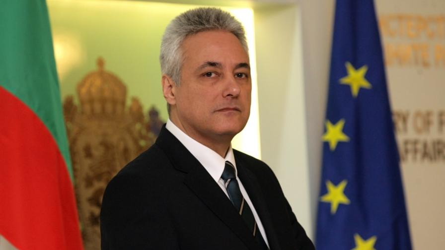 Служебният премиер и външен министър Марин Райков