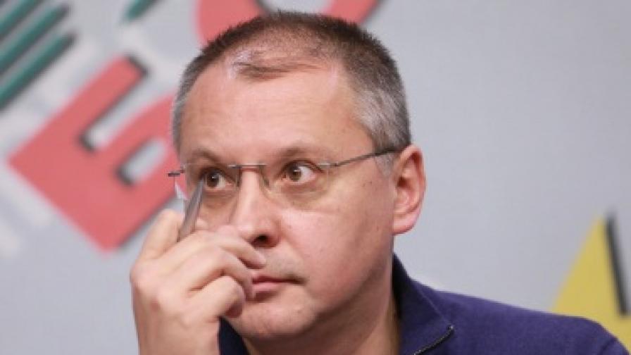 Станишев: Цацаров да покаже, че прокуратурата не е политически инструмент