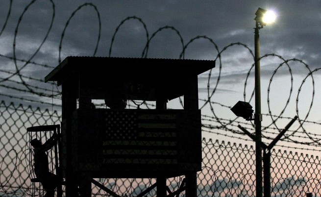 Половината затворници в Гуантанамо са в гладна стачка