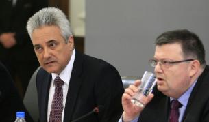 Марин Райков и Сотир Цацаров по време на пресконференцията