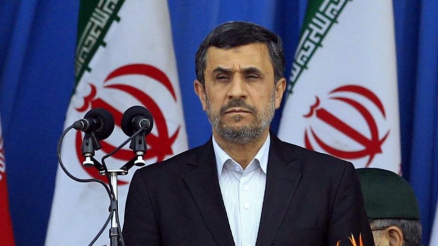 Иран се похвали с "невидим" безпилотен самолет