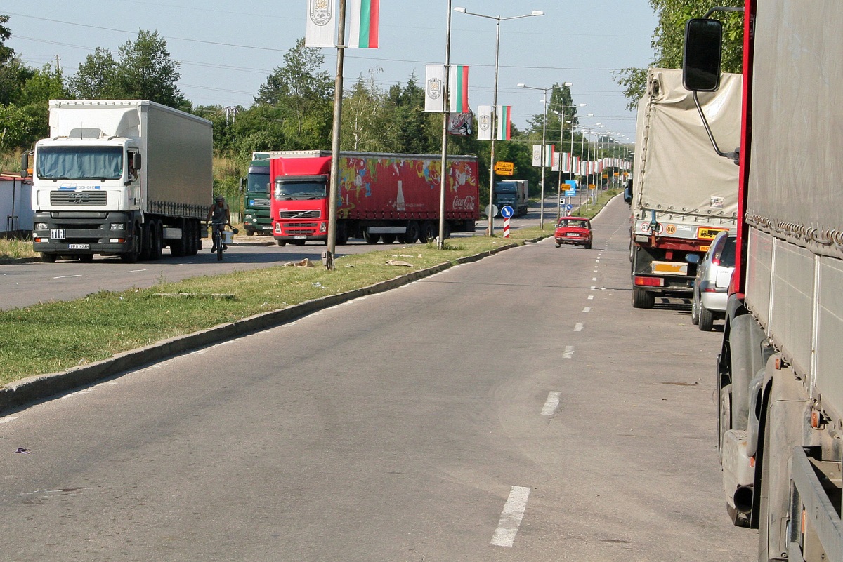 МС: Турция премахна ограничения за български превозвачи