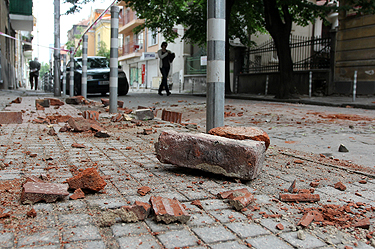 22 май 2013 г. - една година от силното земетресение в Перник