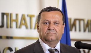 Хасан Адемов - министър на труда и социалната политика