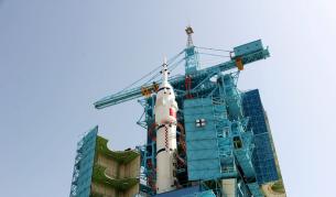 "Шънчжоу-10" излетя с трима души на борда