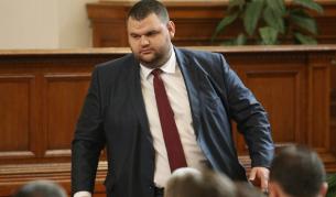 ДСБ и Кунева призовават симпатизантите си да протестират