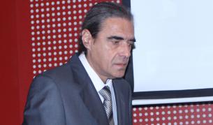 Професор Калин Янакиев