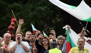 Поредното "кафе" пред Парламента
