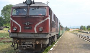 Мъж се хвърли под влак във Враца