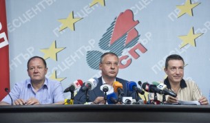 Сергей Станишев на пресконференцията на БСП